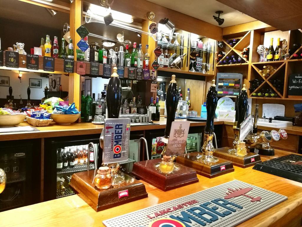 The Howard Arms Brampton  Buitenkant foto